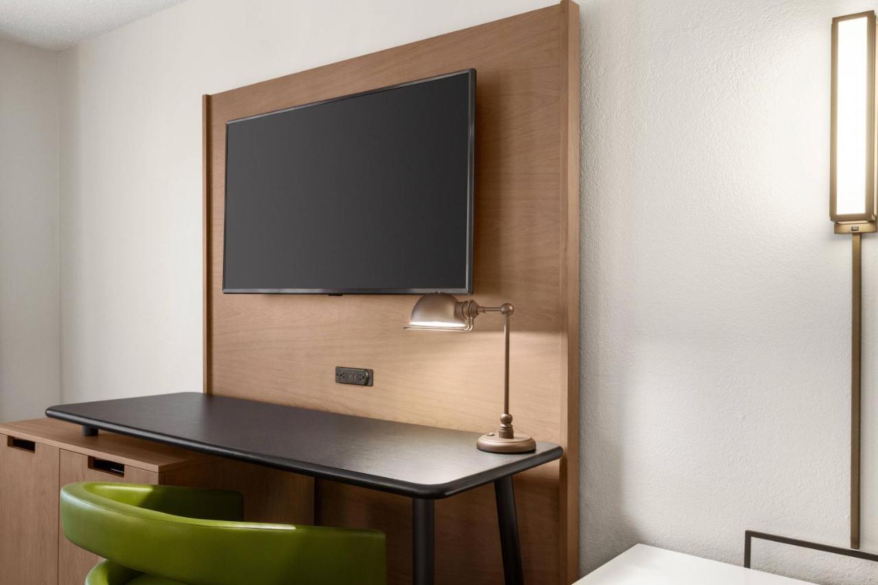 Fairfield Inn Erie Millcreek Mall מראה חיצוני תמונה